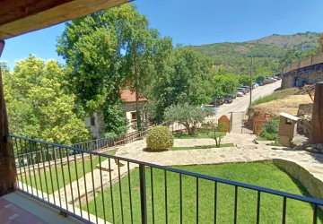 jardin de casas rurales acebuche