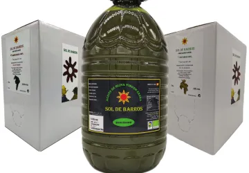 Surtidos de aove ecológico y vinos