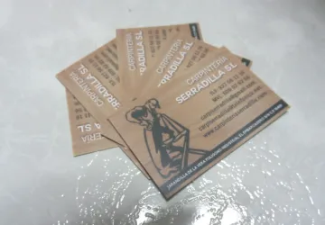 Diseño e impresión de tarjetas personalizadas
