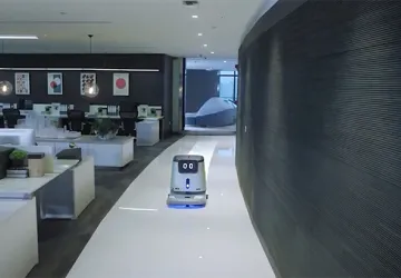 Pudu CC1 Robot limpiando oficina