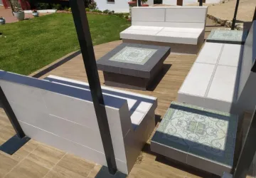 Merendero personalizado de baldosas realizado por Tituelo Construcciones